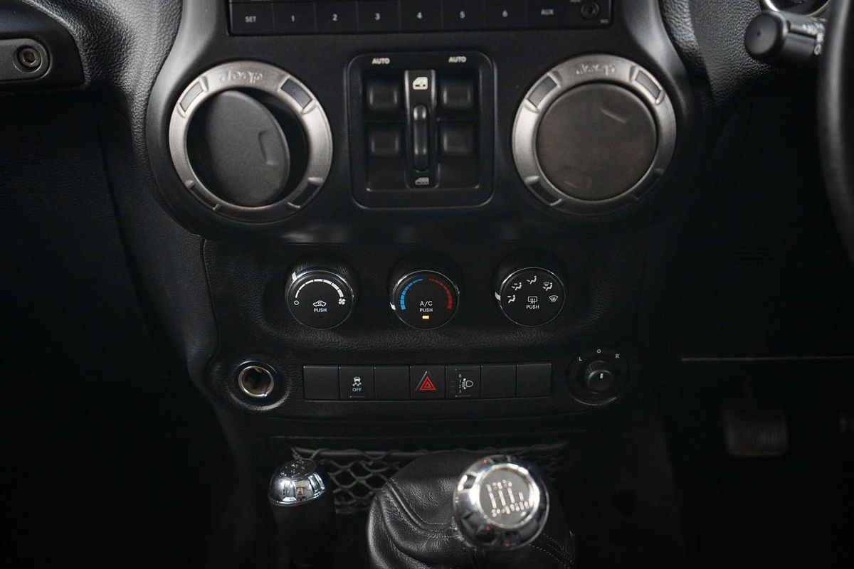 2011 Jeep Wrangler Unlimited Sport JK