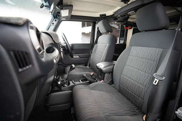 2011 Jeep Wrangler Unlimited Sport JK