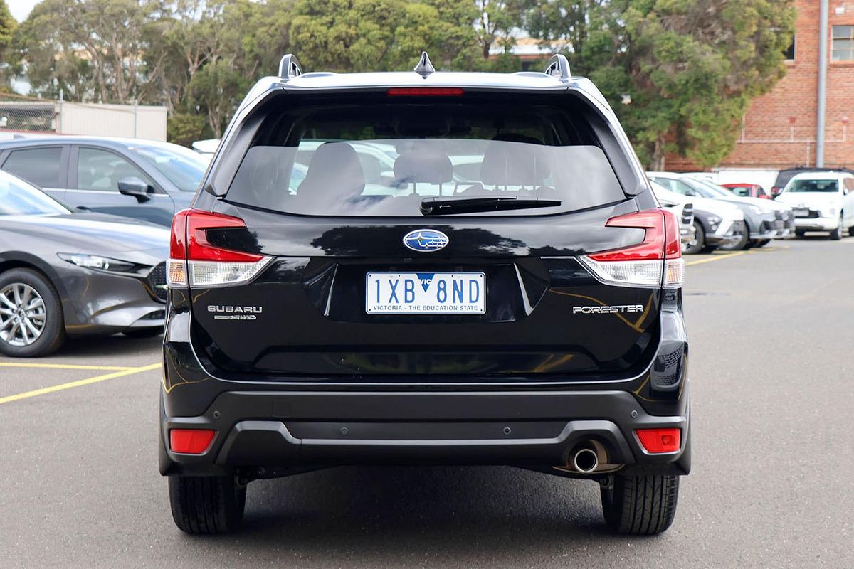 2022 Subaru Forester 2.5i Premium S5