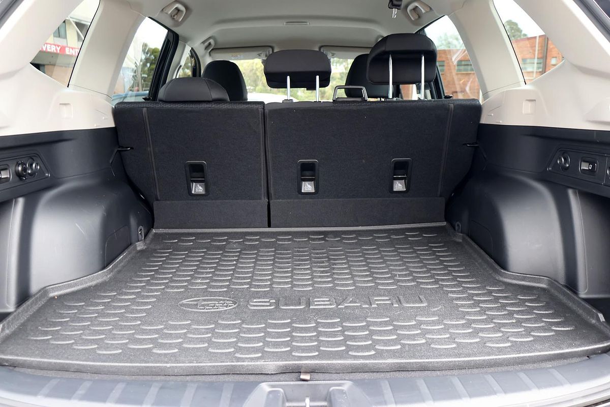 2022 Subaru Forester 2.5i Premium S5