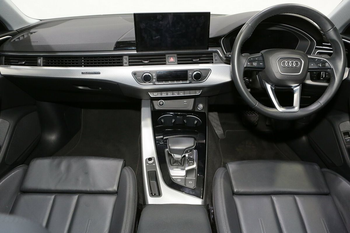 2021 Audi A4 45 TFSI S line B9