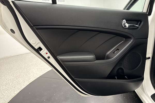 2017 Kia Cerato Sport YD