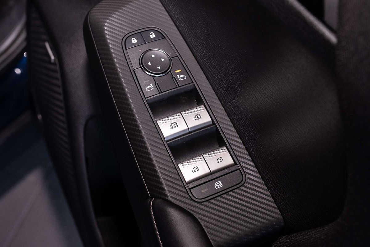 2025 Mitsubishi Outlander ES ZM