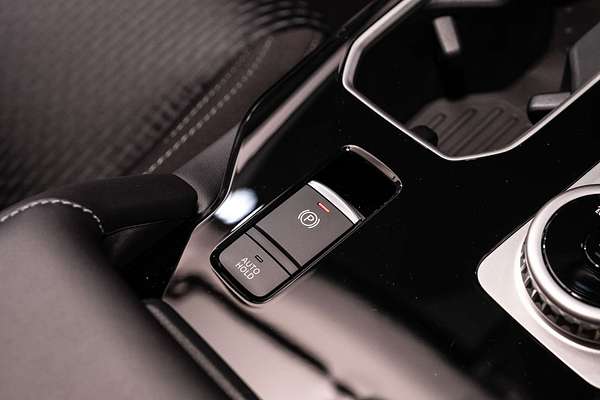 2025 Mitsubishi Outlander ES ZM