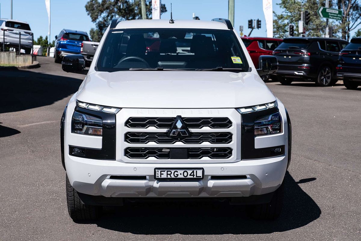 2024 Mitsubishi Triton GSR MV 4X4