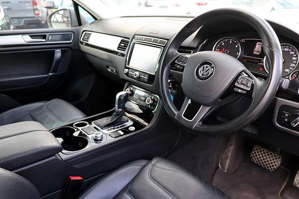 2017 Volkswagen Touareg 150TDI Element 7P