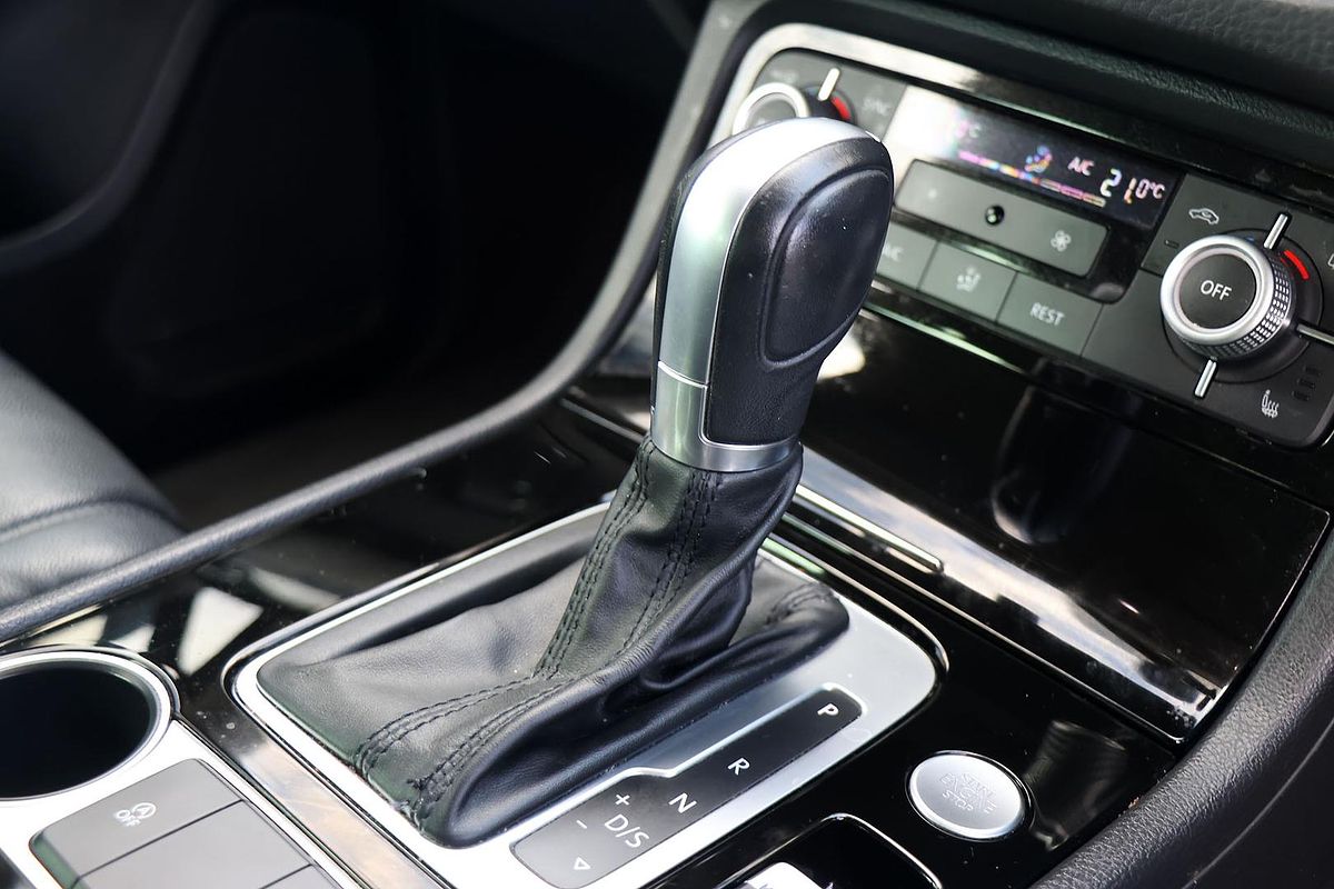 2017 Volkswagen Touareg 150TDI Element 7P