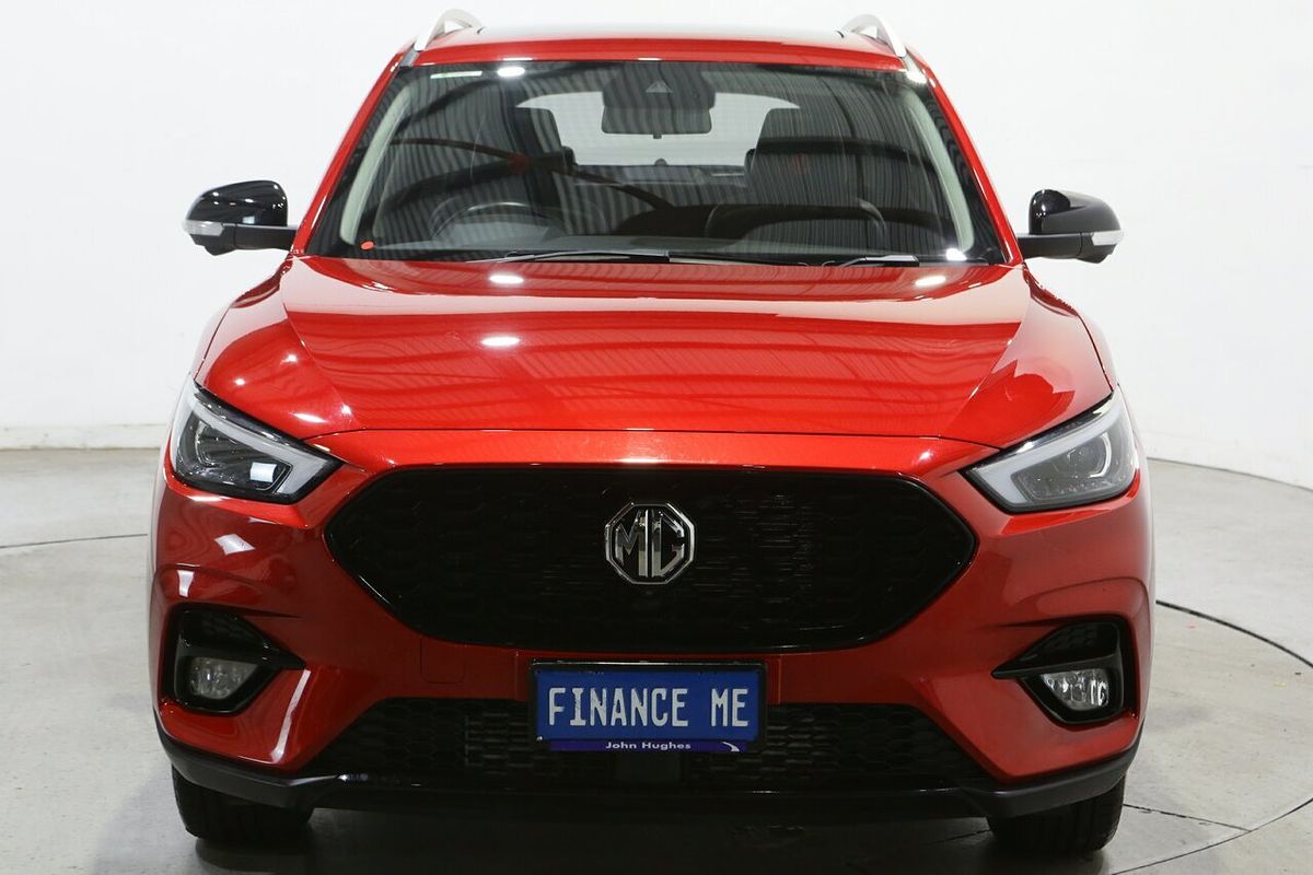 2023 MG ZST Essence