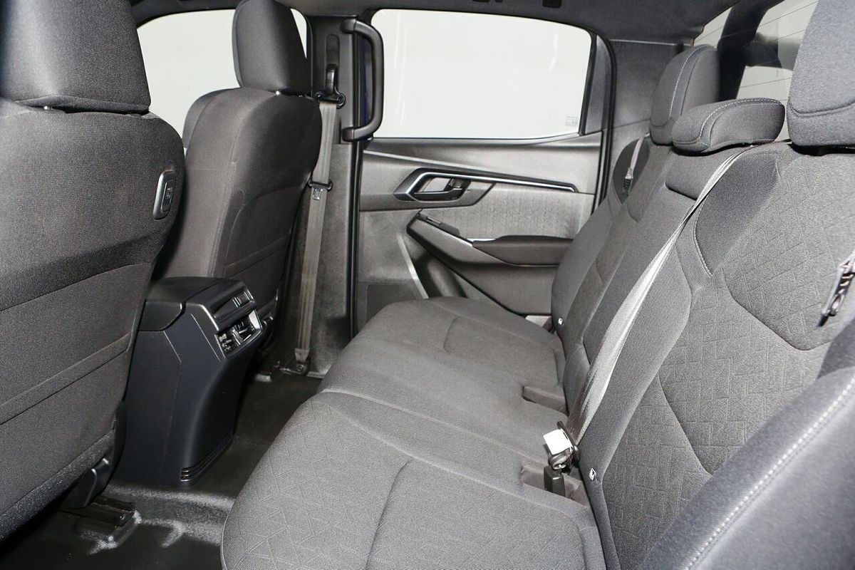 2024 Isuzu D-MAX LS-M 4X4