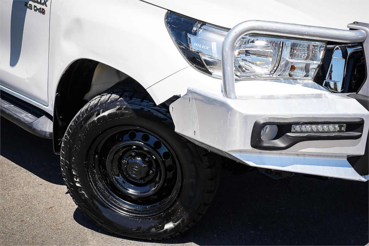 2018 Toyota Hilux SR GUN126R 4X4