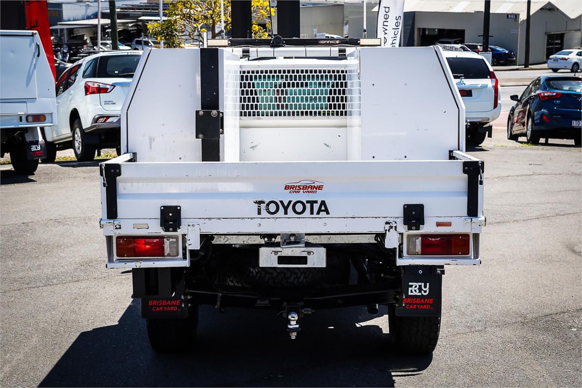 2018 Toyota Hilux SR GUN126R 4X4