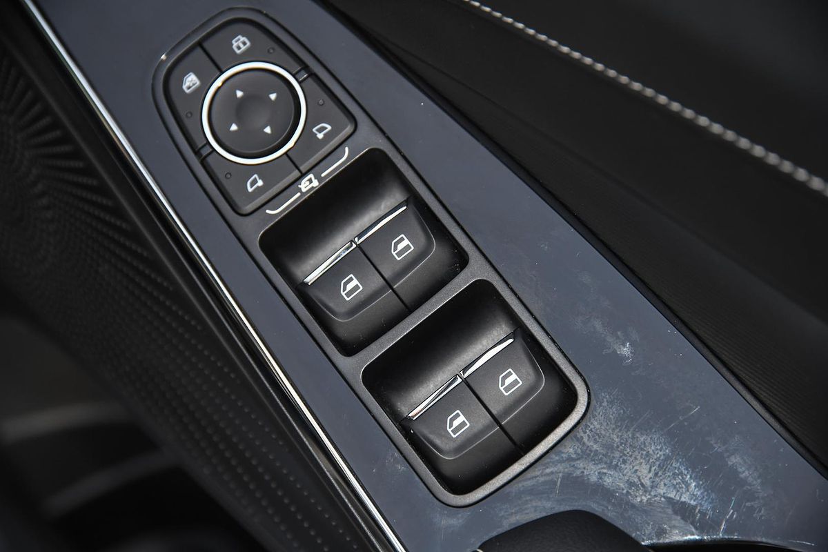 2022 GWM H6 Ultra Hybrid B01