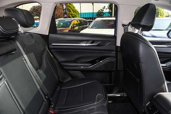 2022 GWM H6 Ultra Hybrid B01