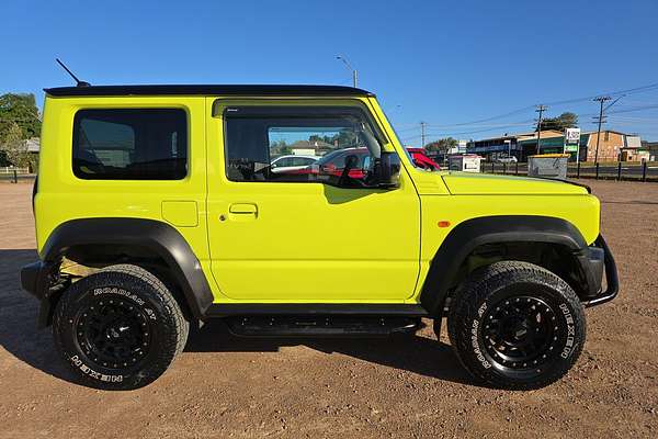 2022 Suzuki Jimny GLX GJ