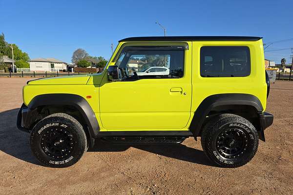 2022 Suzuki Jimny GLX GJ