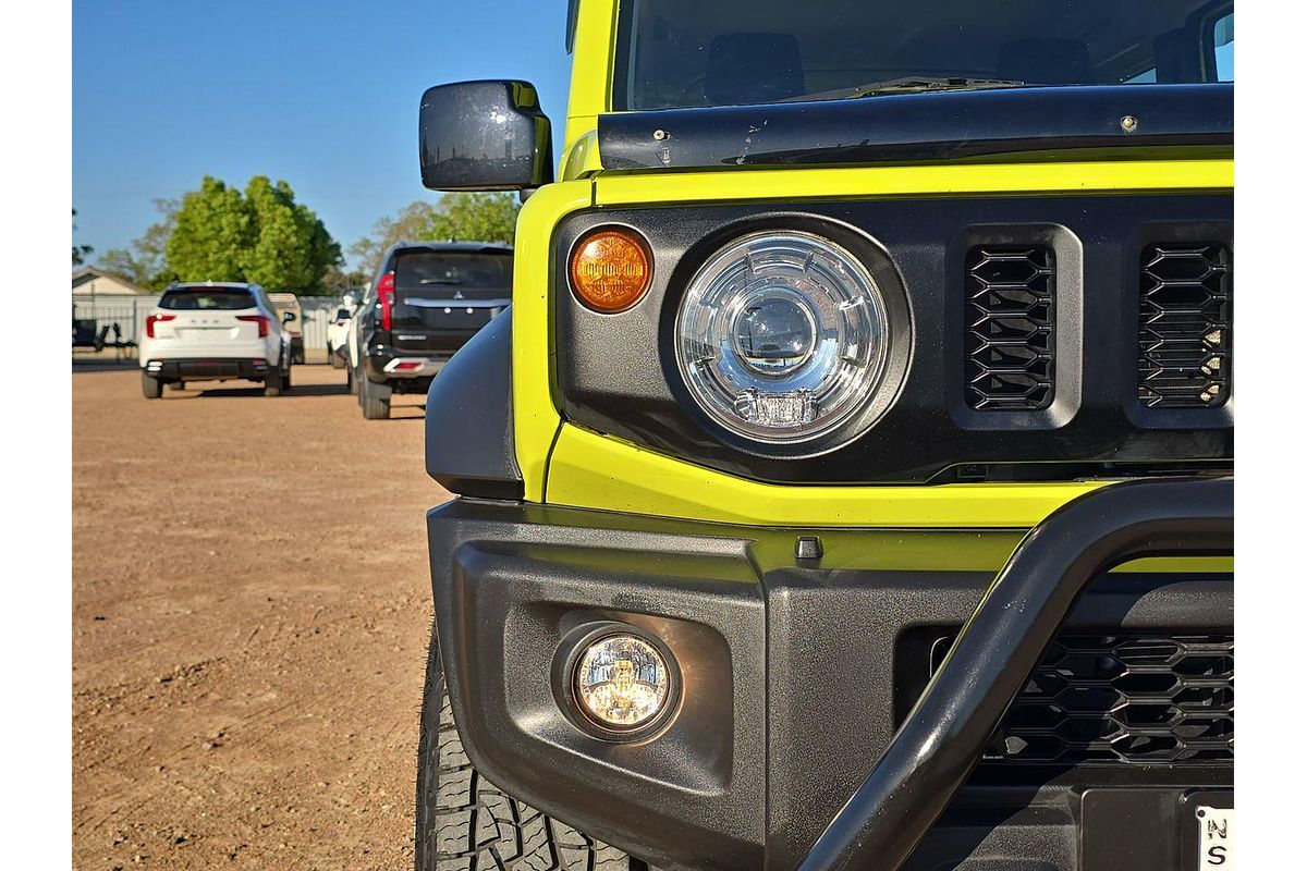 2022 Suzuki Jimny GLX GJ