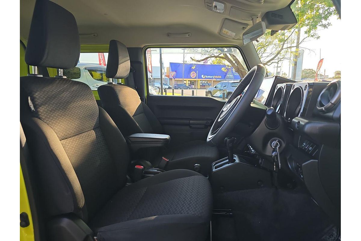 2022 Suzuki Jimny GLX GJ