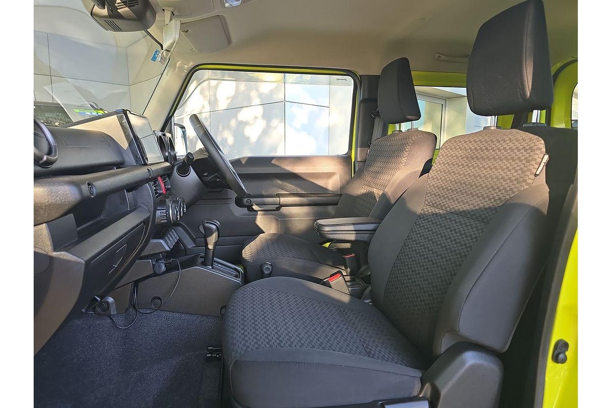 2022 Suzuki Jimny GLX GJ