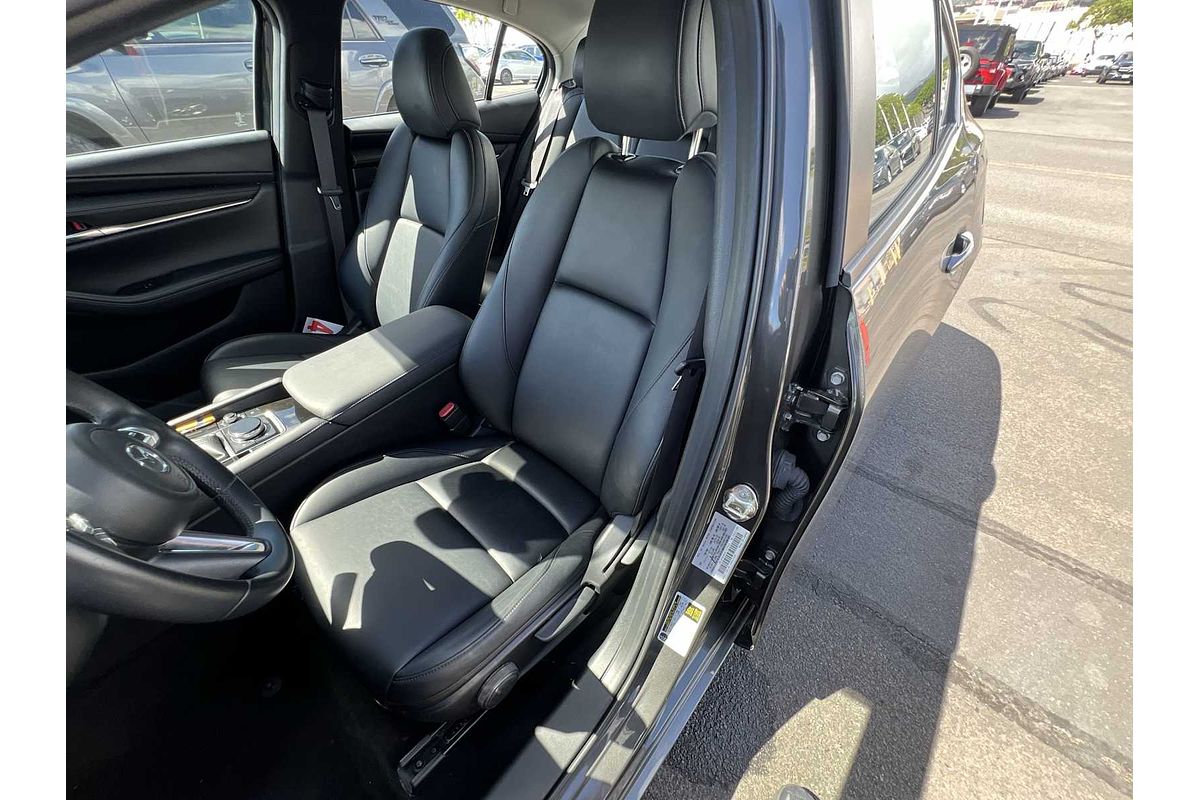 2019 Mazda 3 w/Select Pkg