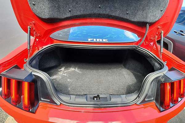 2017 Ford Mustang V6