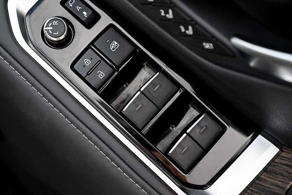 2023 Toyota Landcruiser Sahara ZX FJA300R