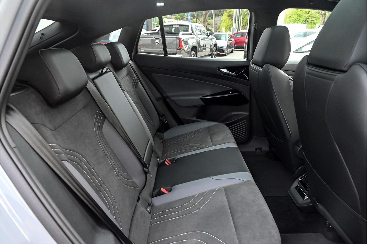 2025 Volkswagen ID.5 Pro E2
