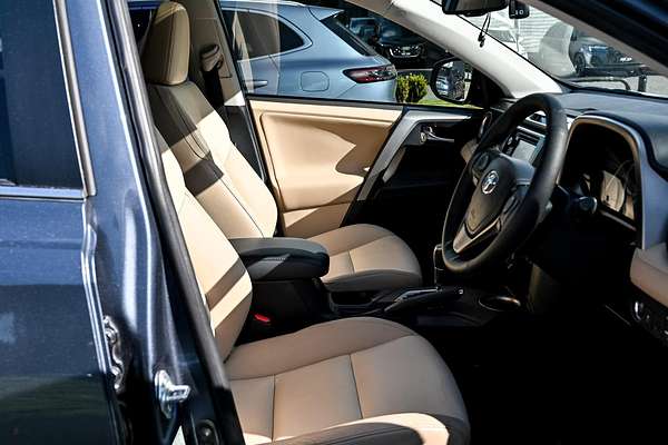 2013 Toyota RAV4 Cruiser ASA44R