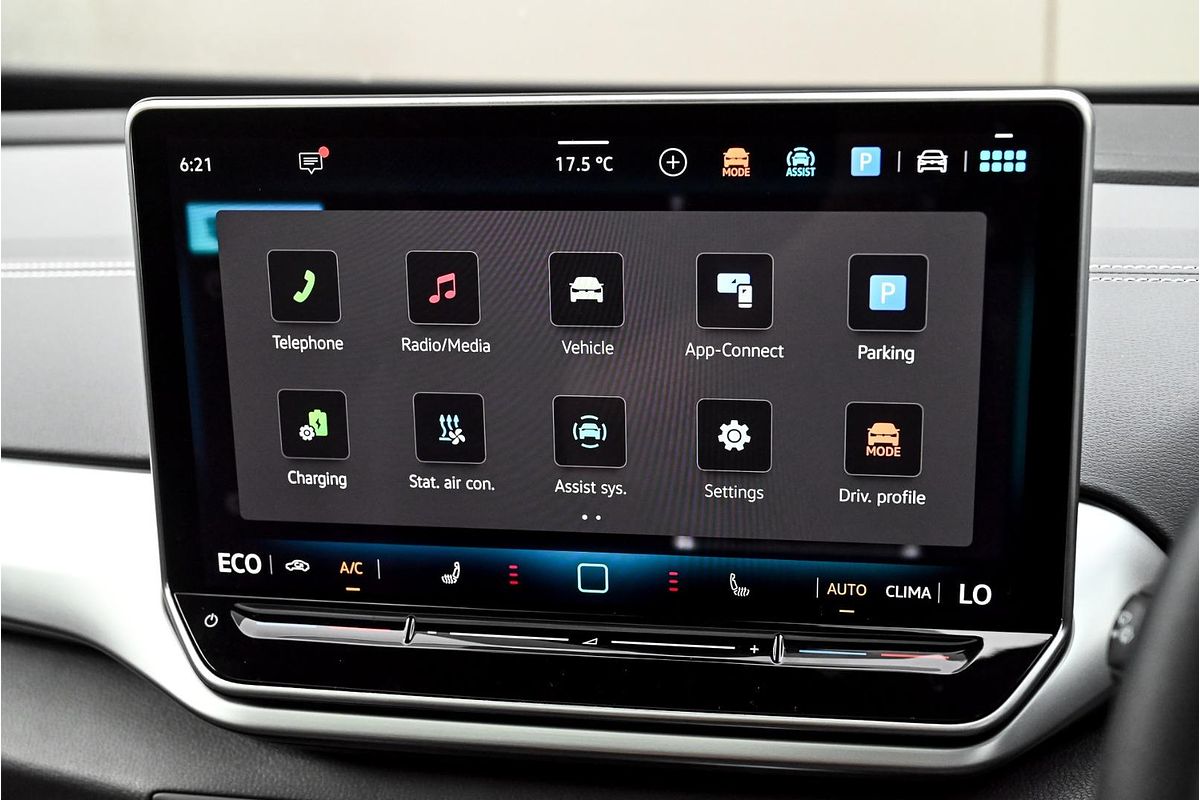 2025 Volkswagen ID.5 Pro E2