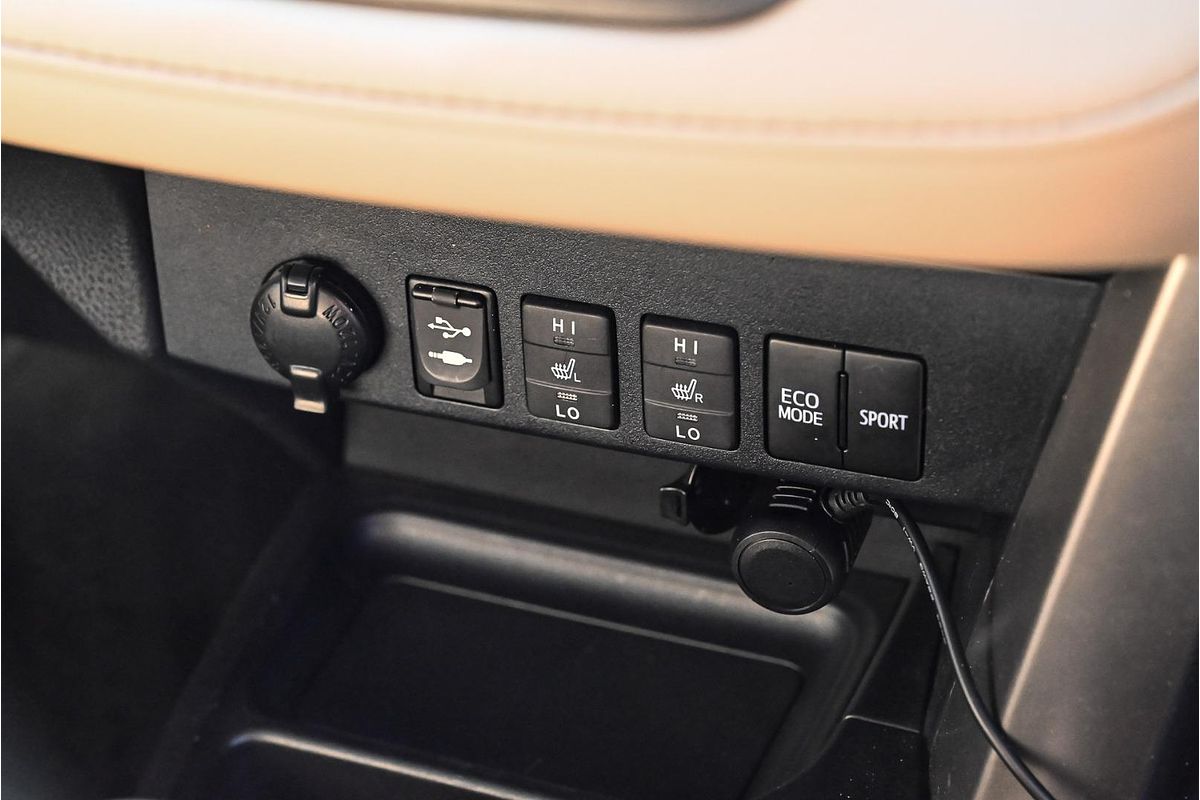 2013 Toyota RAV4 Cruiser ASA44R