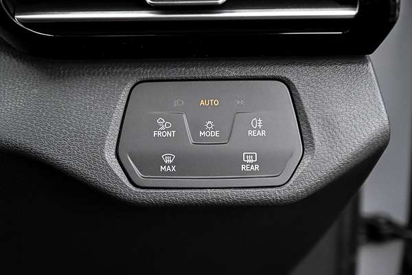 2025 Volkswagen ID.5 Pro E2