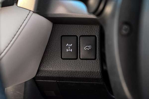 2013 Toyota RAV4 Cruiser ASA44R