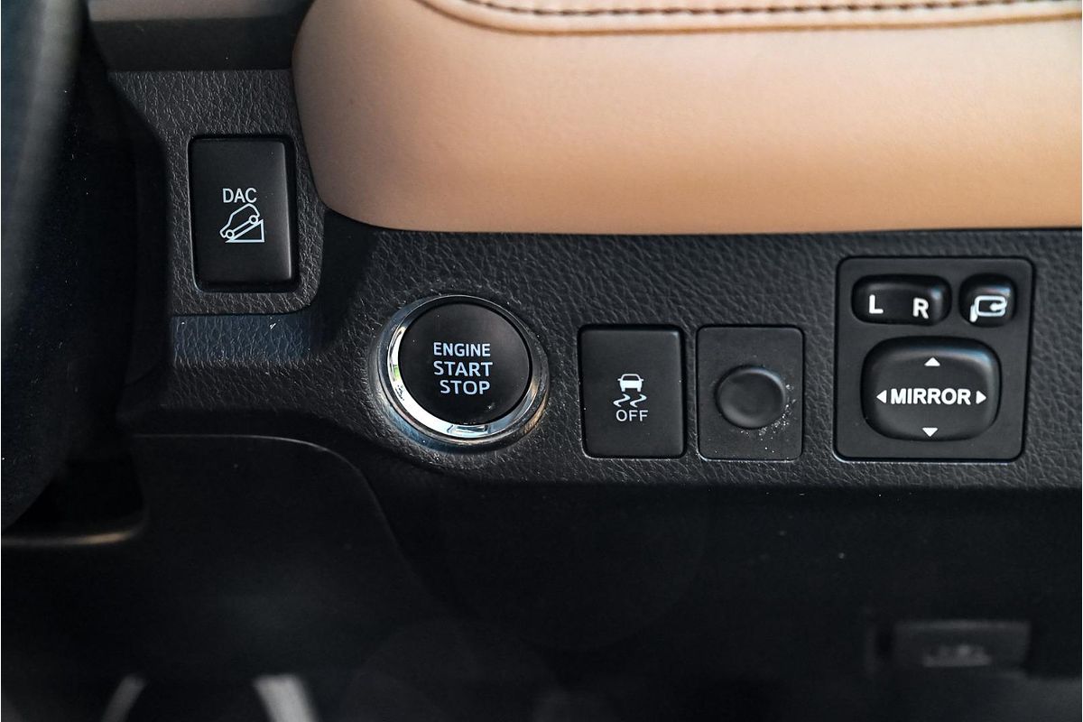 2013 Toyota RAV4 Cruiser ASA44R