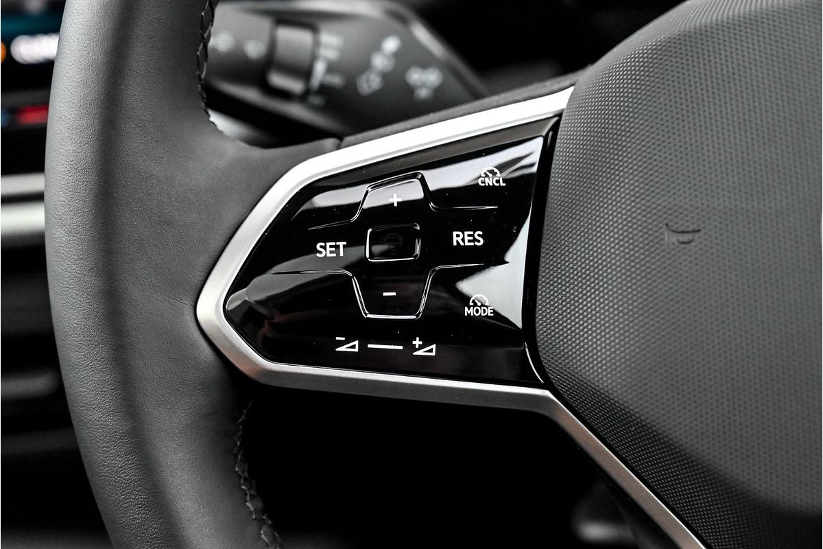 2025 Volkswagen ID.5 Pro E2