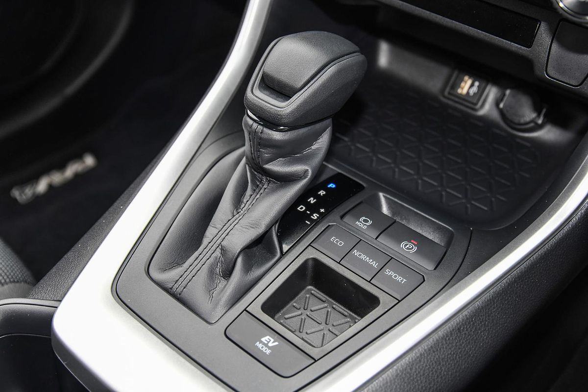 2025 Toyota RAV4 GX AXAH52R