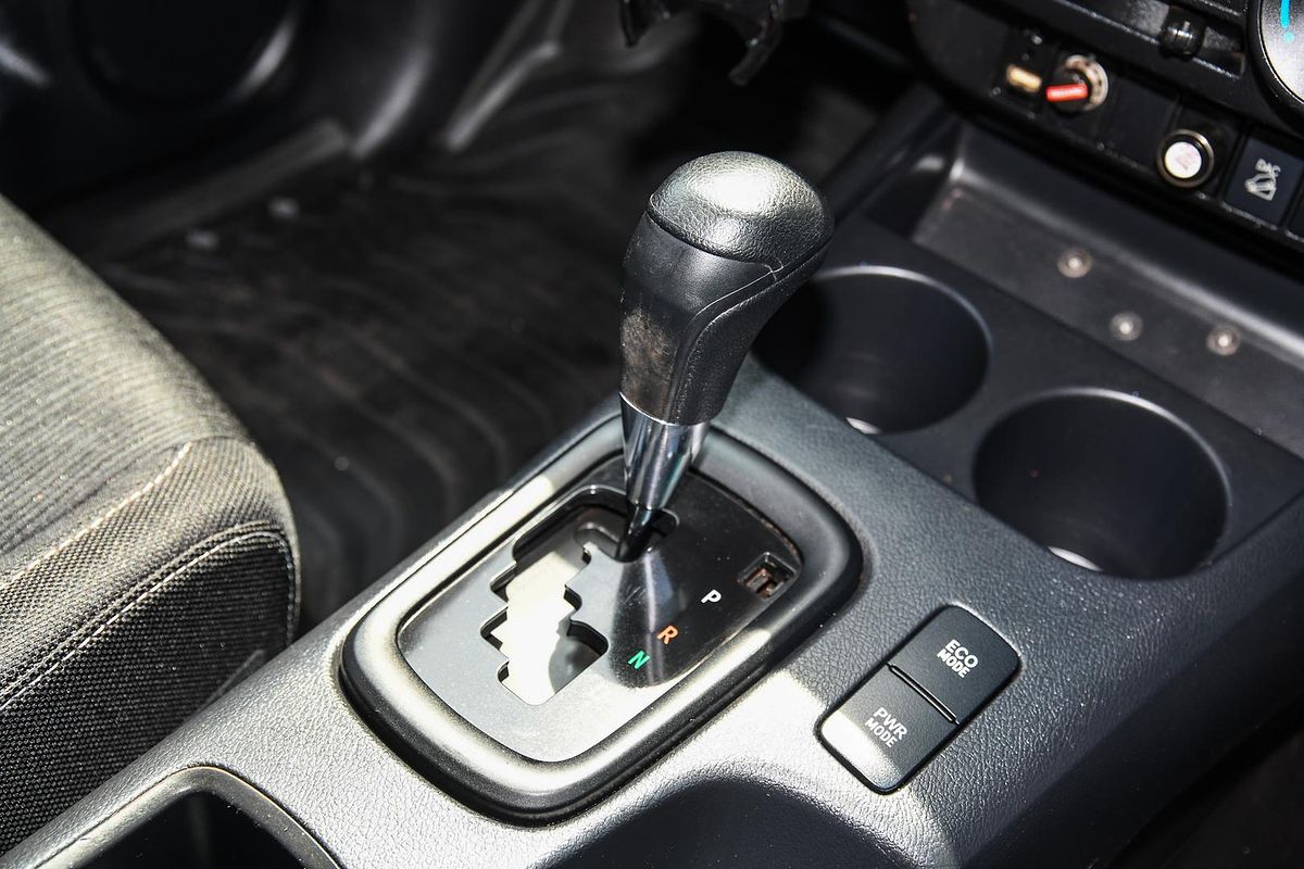 2020 Toyota Hilux SR GUN126R 4X4