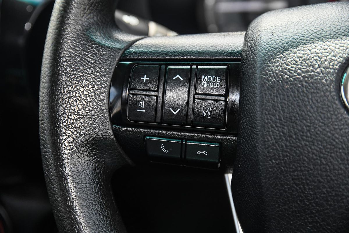 2020 Toyota Hilux SR GUN126R 4X4