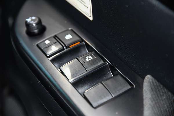 2020 Toyota Hilux SR GUN126R 4X4