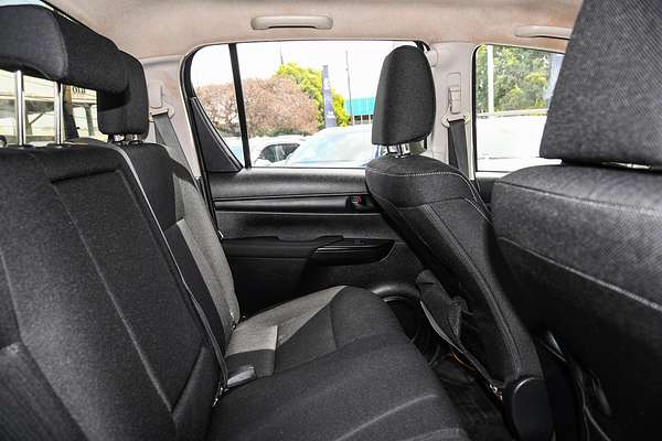 2020 Toyota Hilux SR GUN126R 4X4