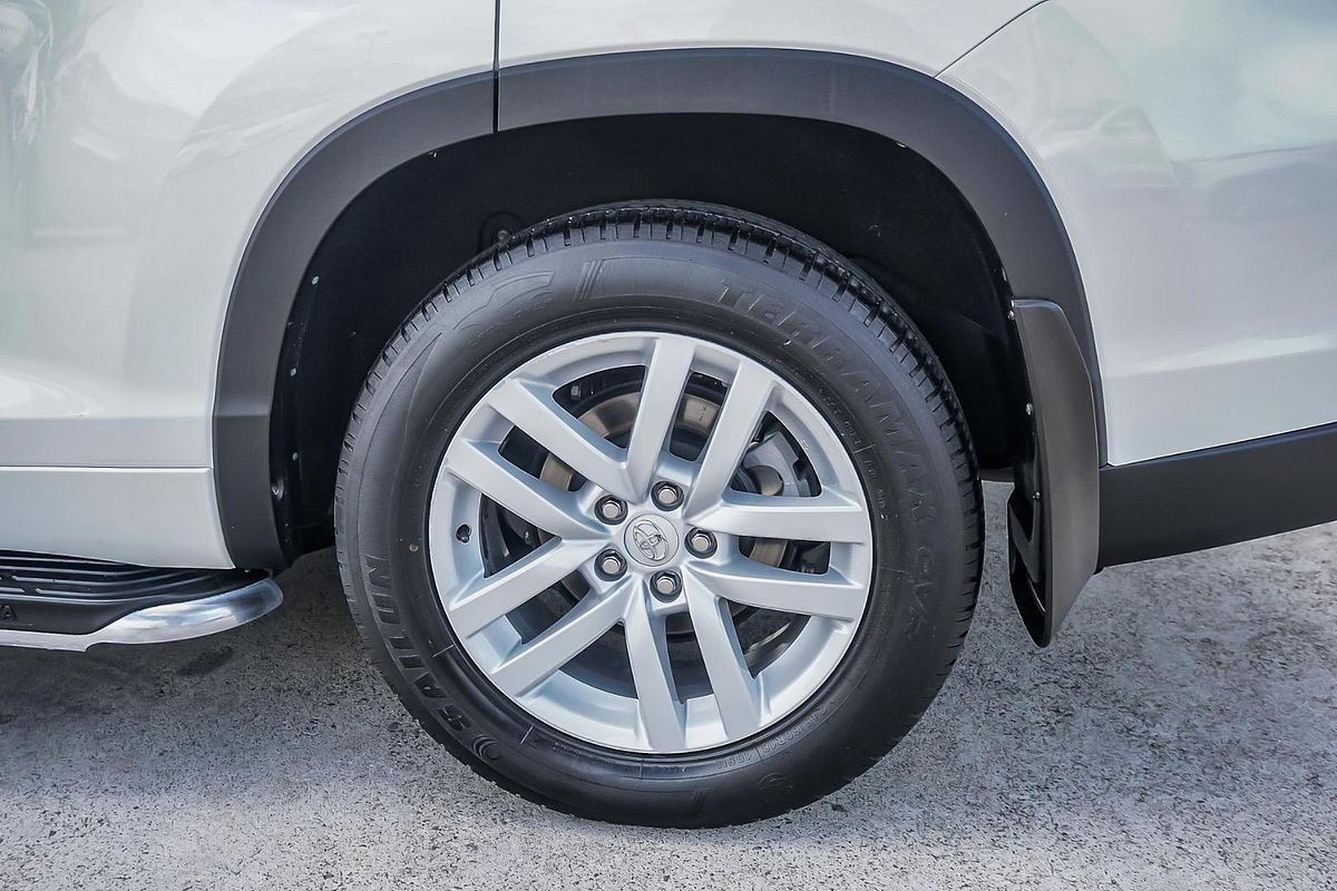 2015 Toyota Kluger GX GSU50R