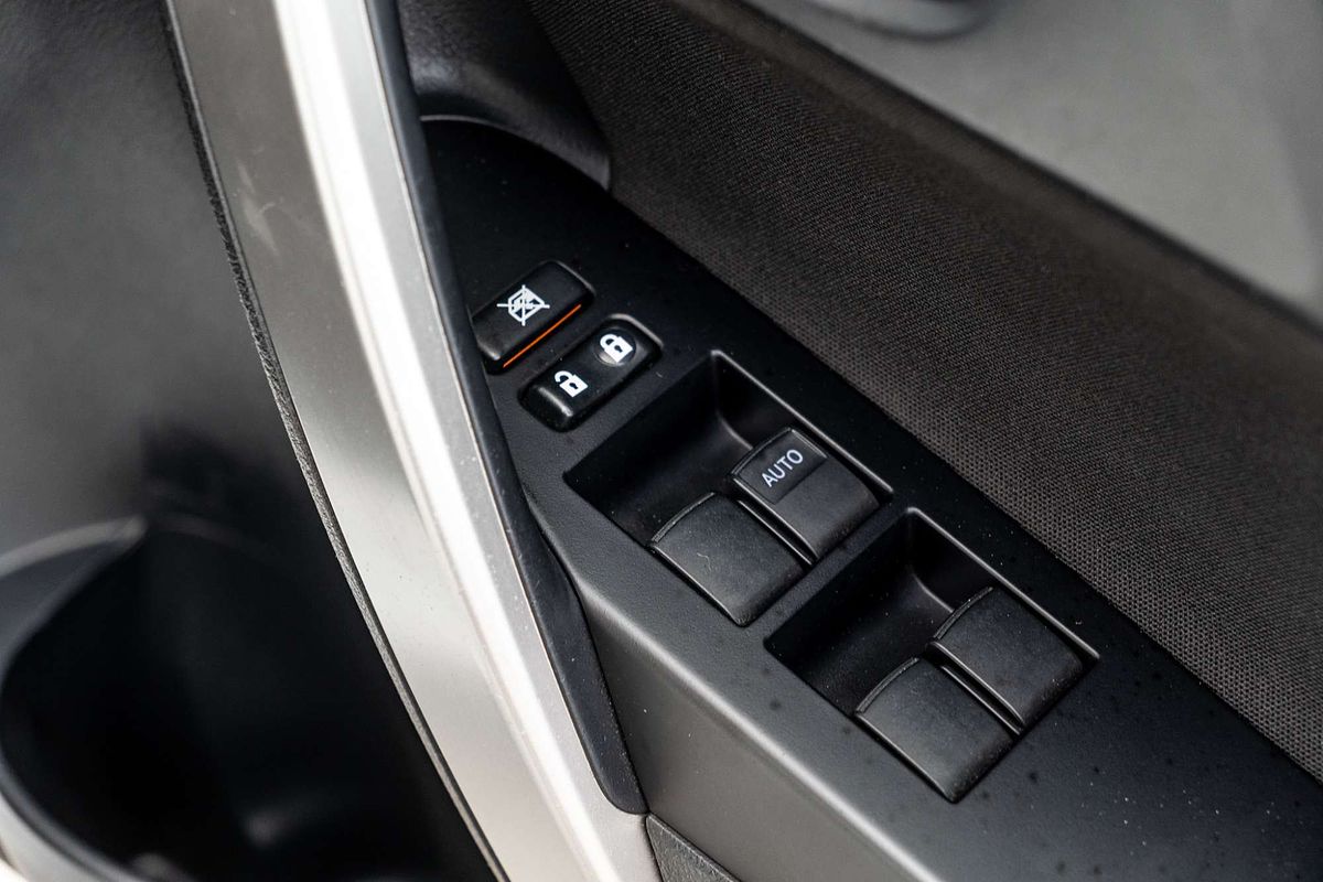 2015 Toyota Corolla Ascent Sport ZRE182R
