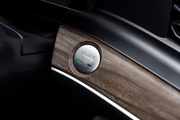 2025 MG QS Essence IS31