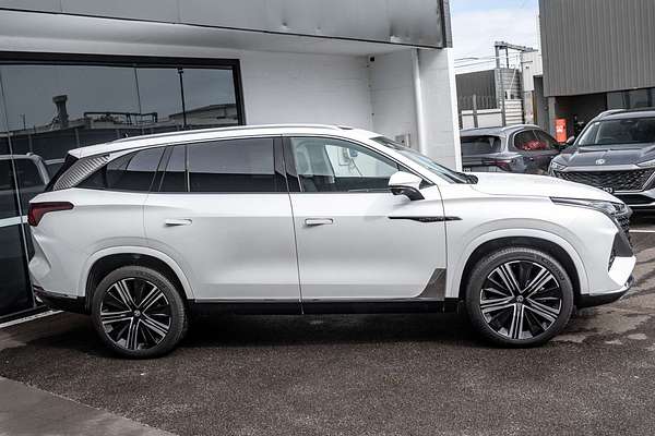 2025 MG QS Essence IS31