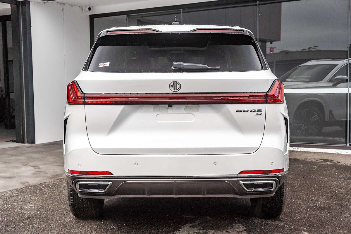 2025 MG QS Essence IS31