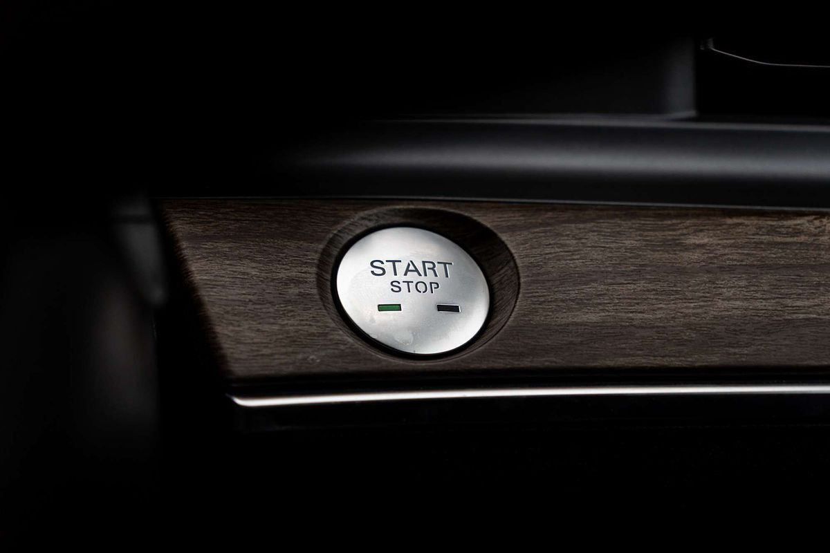 2025 MG QS Essence IS31