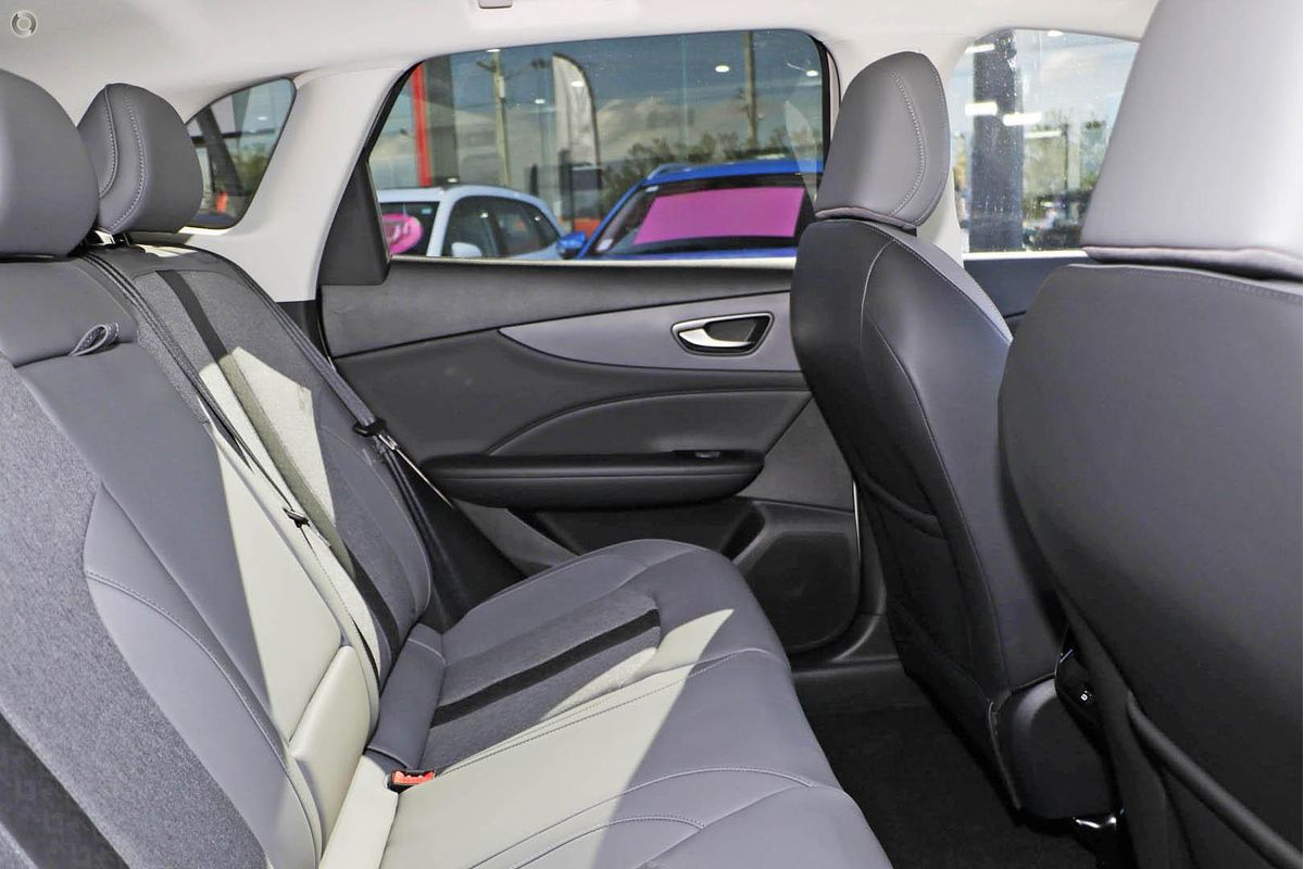 2025 MG MGS5 EV Essence 62 ZS3EM