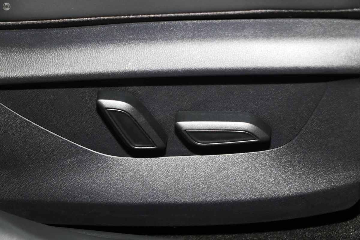 2025 MG MGS5 EV Essence 62 ZS3EM