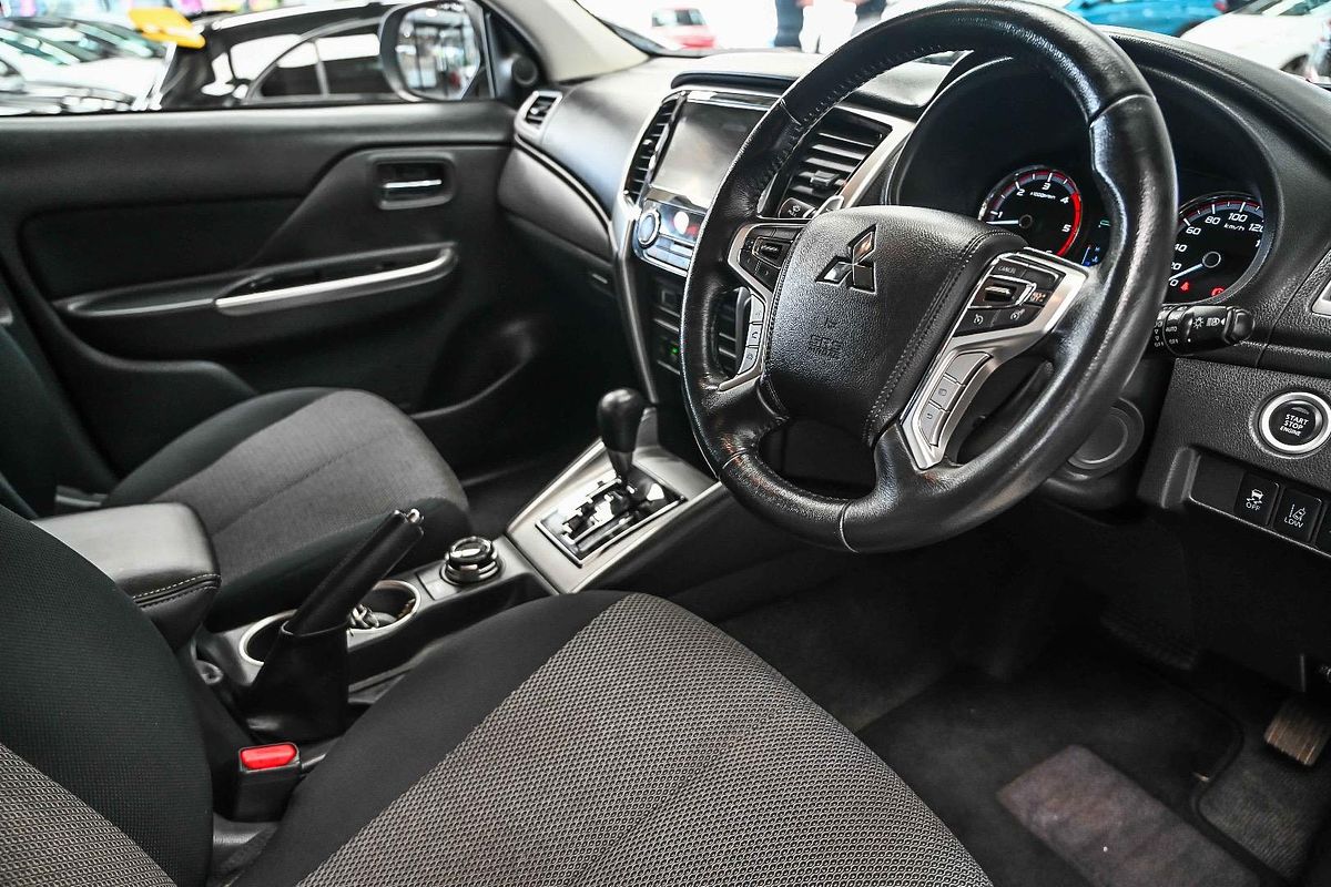 2021 Mitsubishi Triton GLS MR 4X4