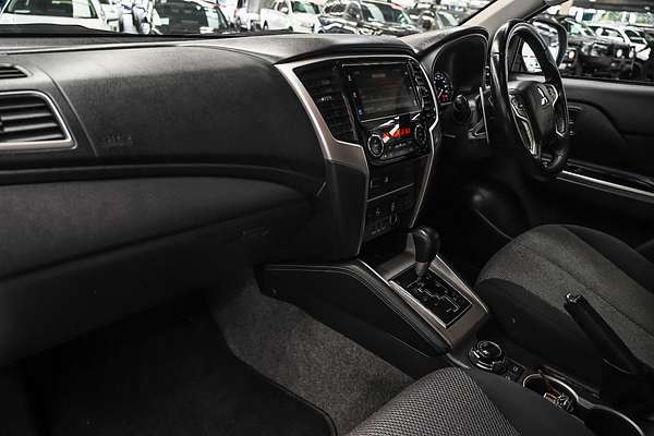 2021 Mitsubishi Triton GLS MR 4X4