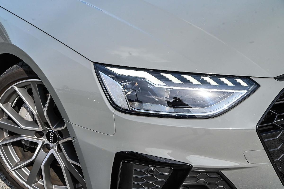 2021 Audi A4 45 TFSI S line B9