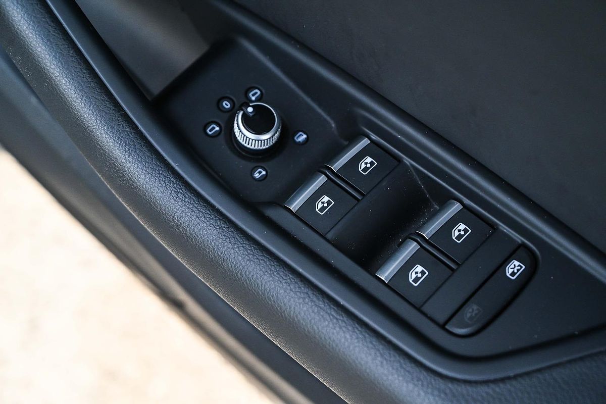 2021 Audi A4 45 TFSI S line B9